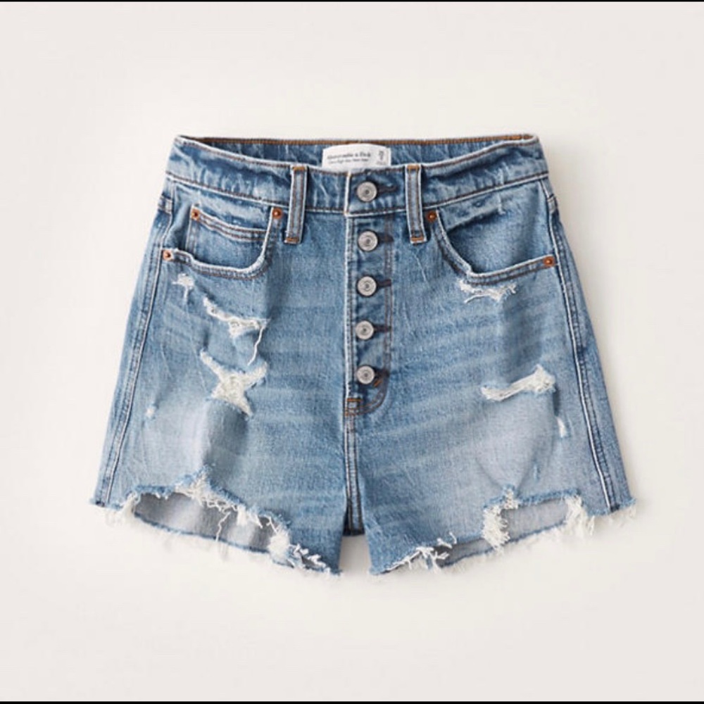 Abercrombie Ultra High Rise mom shorts